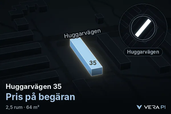 VERA PI:s bild av Huggarvägen 35: huset i 3D, upplyst i blått, och kartan runt omkring