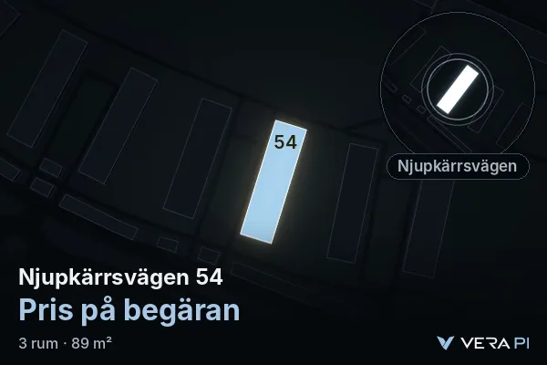 VERA PI's image of Njupkärrsvägen 54: the building in 3D, lit in blue, and the map around it
