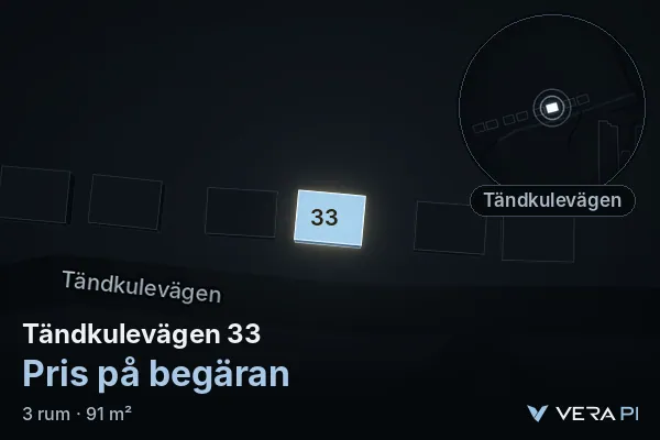 VERA PI:s bild av Tändkulevägen 33: huset i 3D, upplyst i blått, och kartan runt omkring