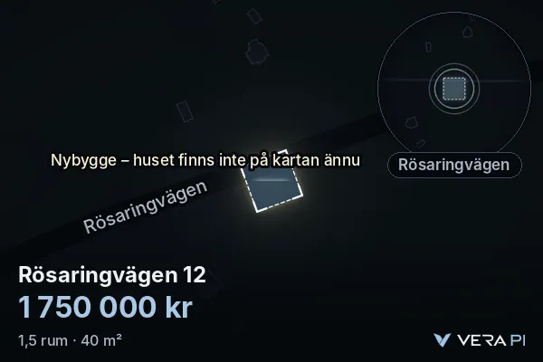 VERA PI:s bild av Rösaringvägen 12: huset i 3D, upplyst i blått, och kartan runt omkring
