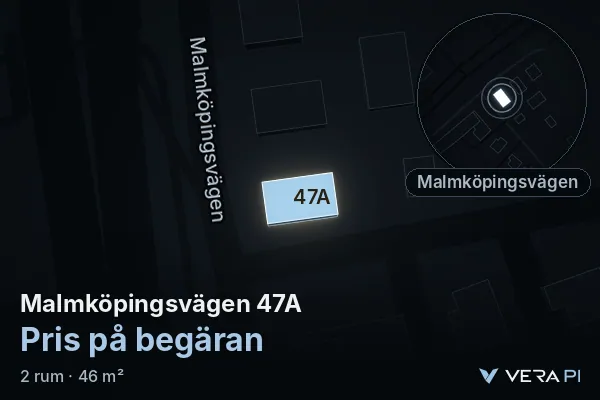 VERA PI:s bild av Malmköpingsvägen 47A: huset i 3D, upplyst i blått, och kartan runt omkring