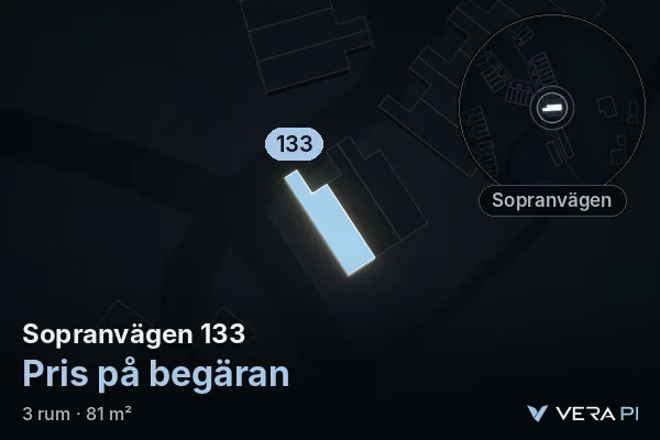 VERA PI:s bild av Sopranvägen 133: huset i 3D, upplyst i blått, och kartan runt omkring