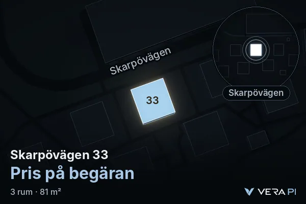 VERA PI:s bild av Skarpövägen 33: huset i 3D, upplyst i blått, och kartan runt omkring
