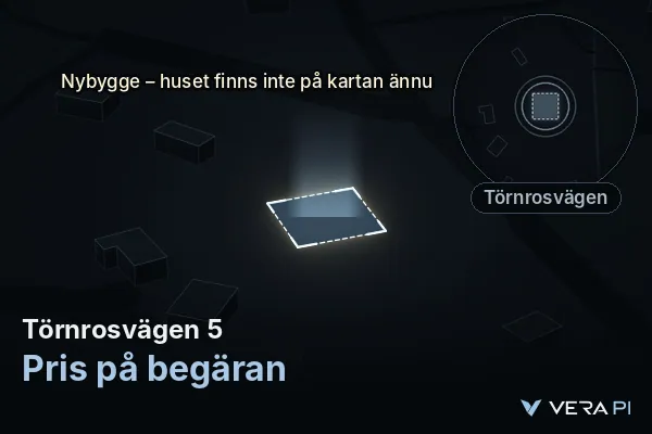 VERA PI:s bild av Törnrosvägen 5: huset i 3D, upplyst i blått, och kartan runt omkring