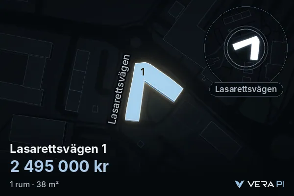 VERA PI:s bild av Lasarettsvägen 1: huset i 3D, upplyst i blått, och kartan runt omkring
