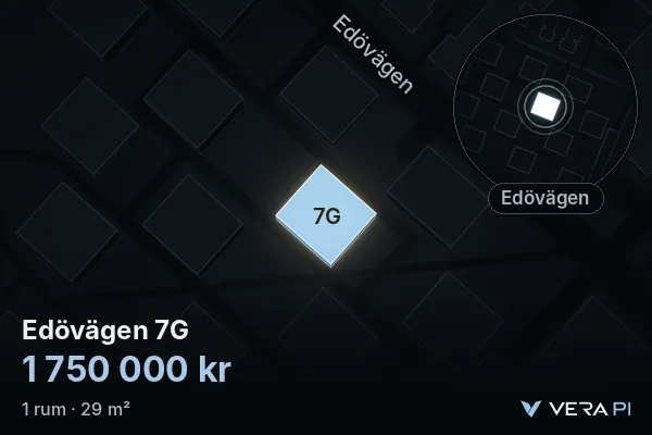 VERA PI:s bild av Edövägen 7G: huset i 3D, upplyst i blått, och kartan runt omkring