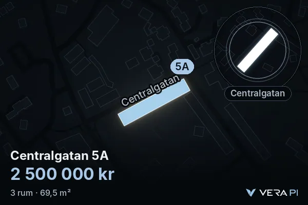 VERA PI:s bild av Centralgatan 5A: huset i 3D, upplyst i blått, och kartan runt omkring
