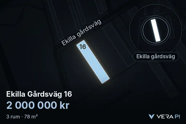 VERA PI:s bild av Ekilla Gårdsväg 16: huset i 3D, upplyst i blått, och kartan runt omkring