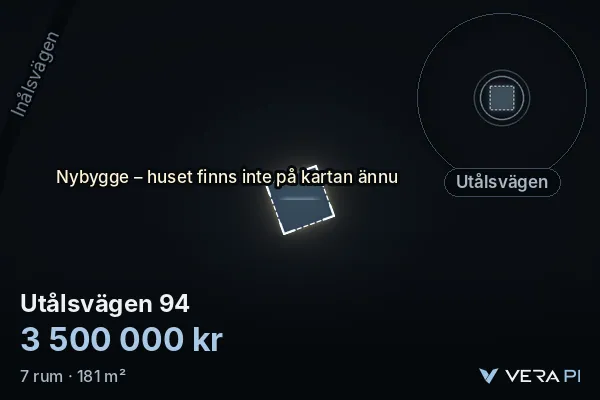 VERA PI:s bild av Utålsvägen 94: huset i 3D, upplyst i blått, och kartan runt omkring