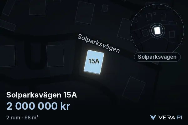 VERA PI:s bild av Solparksvägen 15A: huset i 3D, upplyst i blått, och kartan runt omkring