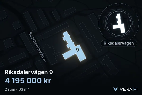 VERA PI:s bild av Riksdalervägen 9: huset i 3D, upplyst i blått, och kartan runt omkring