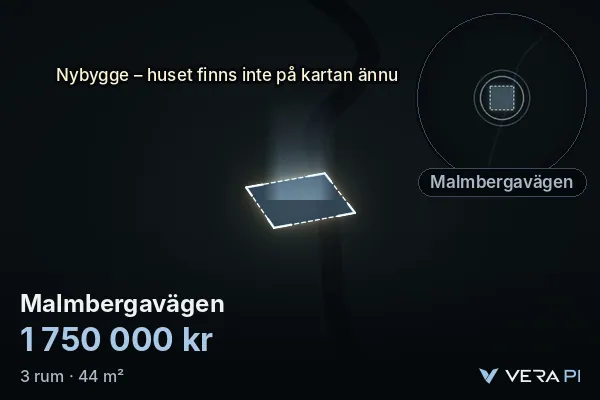 VERA PI:s bild av Malmbergavägen: huset i 3D, upplyst i blått, och kartan runt omkring