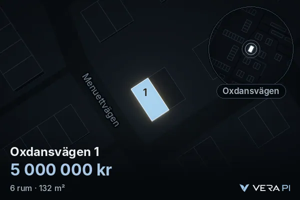VERA PI:s bild av Oxdansvägen 1: huset i 3D, upplyst i blått, och kartan runt omkring