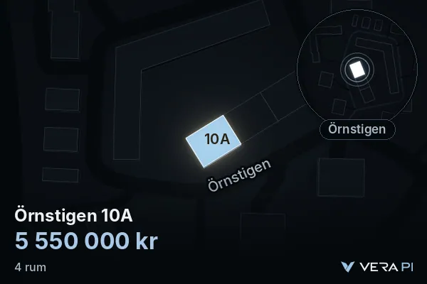VERA PI:s bild av Örnstigen 10A: huset i 3D, upplyst i blått, och kartan runt omkring