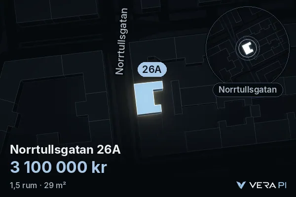 VERA PI:s bild av Norrtullsgatan 26A: huset i 3D, upplyst i blått, och kartan runt omkring