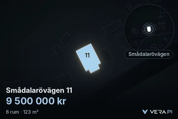 VERA PI:s bild av Smådalarövägen 11: huset i 3D, upplyst i blått, och kartan runt omkring
