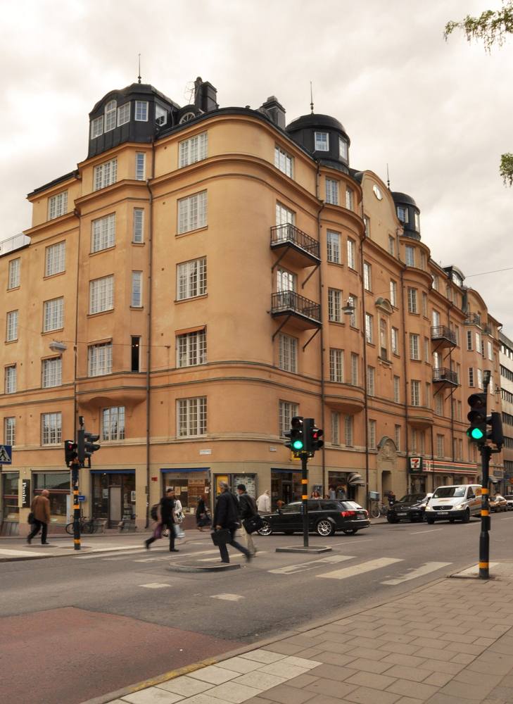 Hantverkargatan 21–23