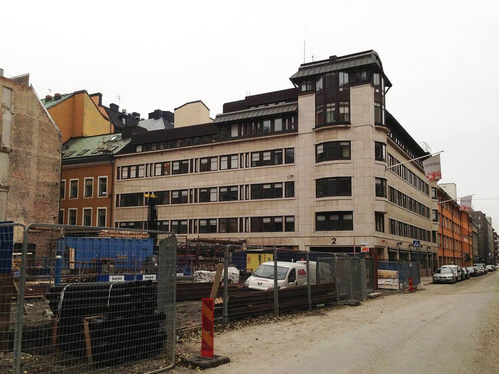 Adolf Fredriks Kyrkogata 2