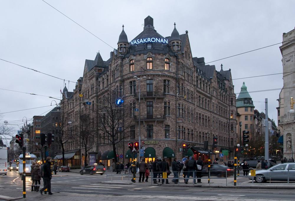 Nybrogatan 1–3