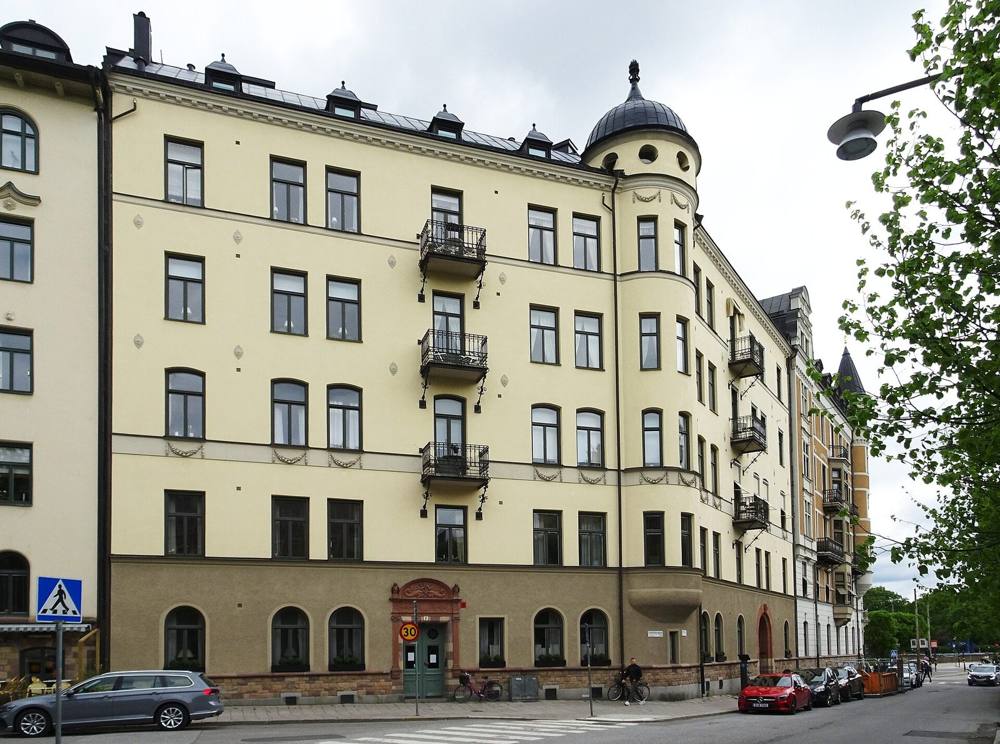Fredrikshovsgatan 2