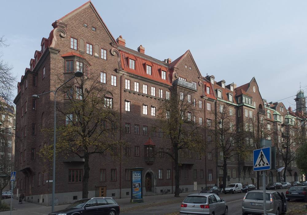 Karlavägen 3