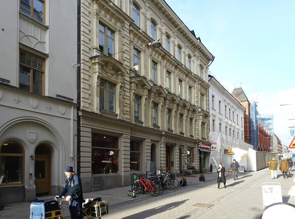 Nybrogatan 23