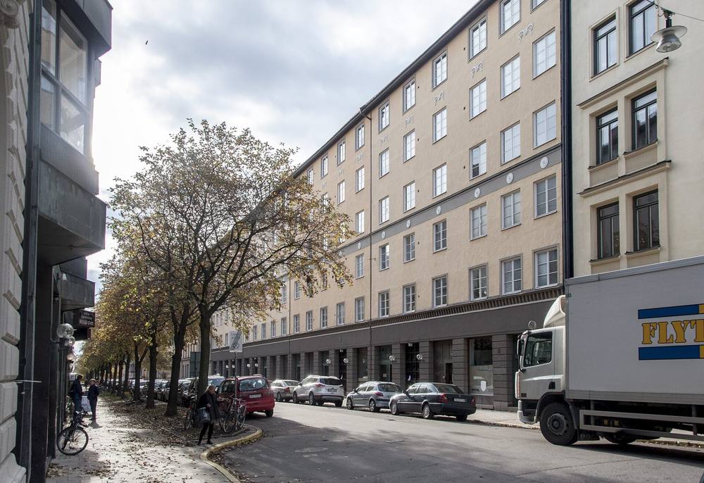 Nybrogatan 83–87