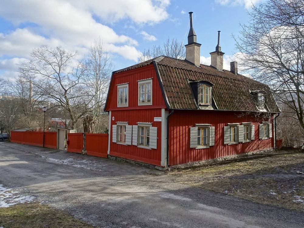 Kvastmakarbacken 3