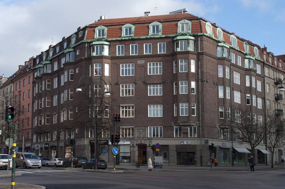 Karlbergsvägen 44