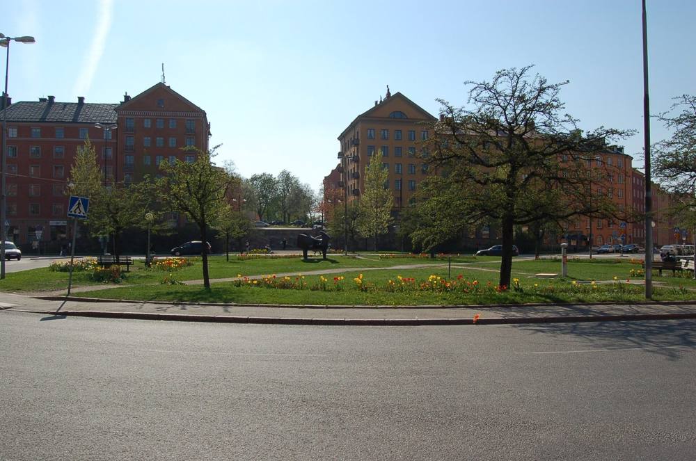 Rödabergsbrinken 1